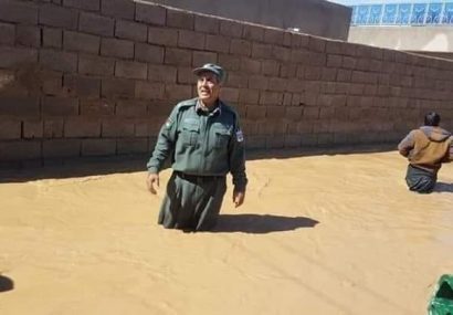 سیلاب‌های کشنده فراه ۱۰ کشته برجای گذاشت/پلیس سه میلیون افغانی کمک می‌کند