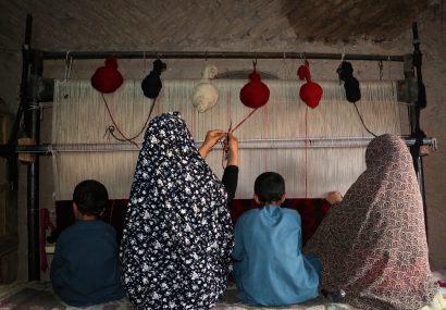 قالین افغانستان زیر پرچم پاکستان به فروش می‌رسد