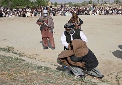 طالبان در دادگاه صحرایی دو غیرنظامی میانسال را در غور تیرباران کردند