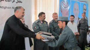نزدیک به 60 نیروی پولیس هرات خواندن و نوشتن فرا گرفتند