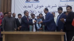 کار آسفالت سرک هرات – چشت آغاز شد