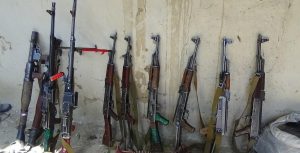 والی طالبان غور به دنبال جمع‌آوری سلاح برای جنگ فراه است
