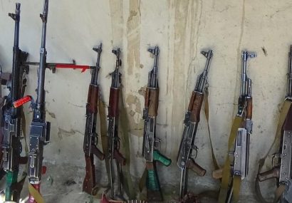 والی طالبان غور به دنبال جمع‌آوری سلاح برای جنگ فراه است