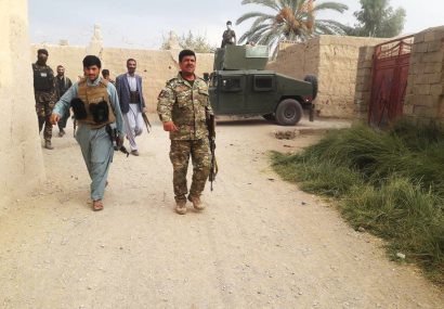 طالبان با انجام یک حمله از شهر فراه گریختند