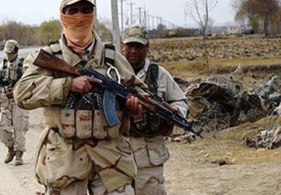 یک نیروی نظم عامه غور در تیراندازی طالبان جان باخت