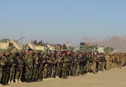 عملیات بزرگ شهید بختور با اجرای مانور گسترده نظامی در فراه راه‌اندازی شد