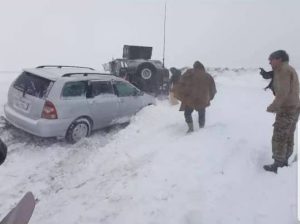 برف‌باری هرات جان دو نفر را در ادرسکن گرفت