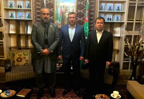 والی هرات و سفیر ترکمنستان بر تسریع اجرای تاپی تاکید کردند