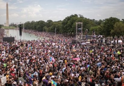 تجمع صدها هزار نفر در پایتخت آمریکا/ اعتراض درمورد خشونت پولیس و نابرابری نژادی