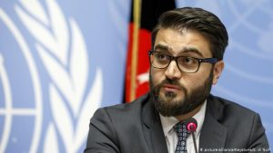 نظام کنونی کشور فرو نمی‌پاشد