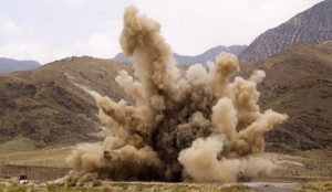 یک پولیس مردمی کشته و دو فرد ملکی مجرح شدند