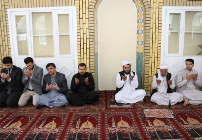 مراسم دعا و فاتحه خوانی در هرات برای شهدای لوگر و غرب کابل برگزار شد