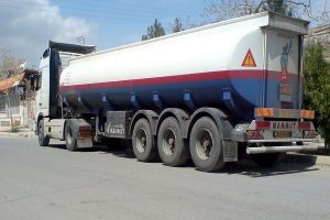 از فرار مالیاتی نزدیک به 50 تُن مواد سوختی در فراه جلوگیری شد