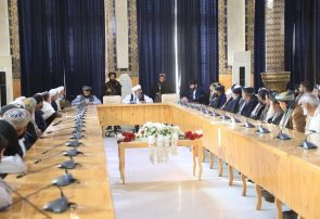 والی هرات: کارمندان دولتی از طریق رقابت آزاد به کار گماشته خواهند شد