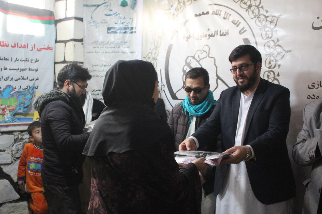 تقدیر از نفرات برتر مسابقه کتاب‌خوانی در هرات