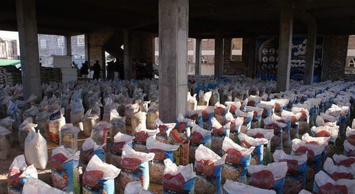 توزیع صدها بسته غذایی به نیازمندان به مناسبت بزرگداشت از شهدای جهان اسلام