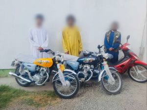 در ادامه متلاشی ساختن گروه‌های سارقین؛ سه سارق مسلح حرفه‌ای در هرات بازداشت شدند