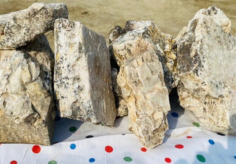 جلوگیری از قاچاق هزار تُن سنگ لیتیوم به خارج از کشور