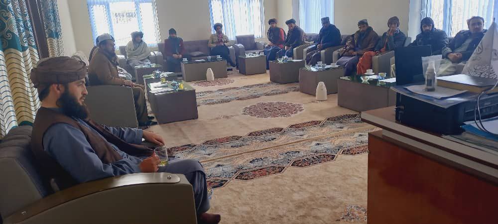 مقامات غور: جوانان خود را از حاکمیت جدا احساس نکنند