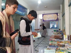 ترویج فرهنگ کتاب‌خوانی در بین جوانان؛ نمایشگاه کتاب در هرات افتتاح شد