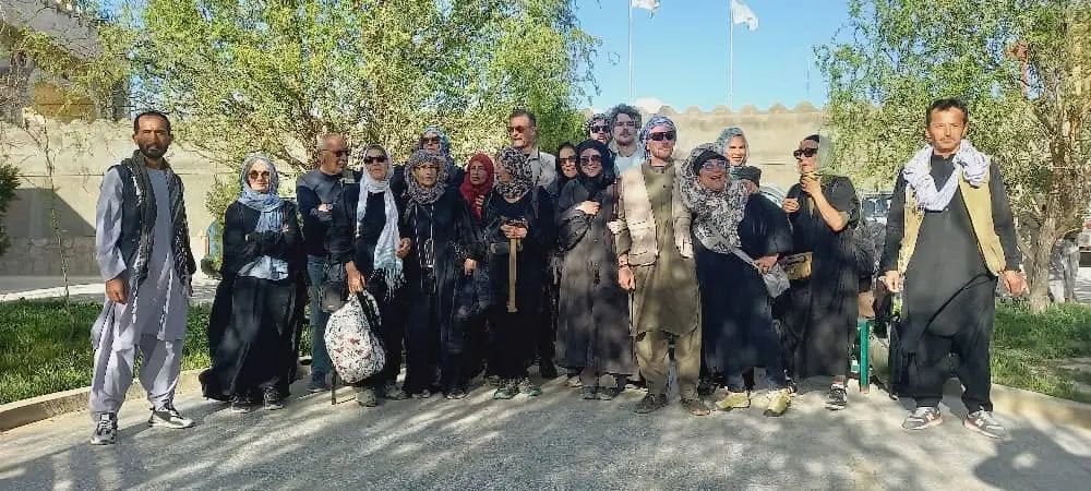 16 گردشگر ایتالیایی به ولایت غور سفر کردند