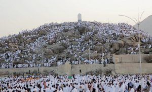 روز عرفه و دعا و نیایش به درگاه خداوند سبحان؛ اعمال وارده در این روز را بدانید