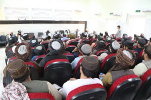 نشست شورای علمای ولایتی هرات با ارگان‌های امنیتی؛ مسئولان در قبال مشکلات مردم گوش شنوا داشته باشند
