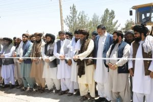 کار آسفالت سرک عمومی شهرک صنعتی هرات افتتاح شد