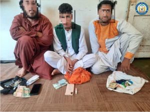 سه تن در هرات به اتهام اخاذی دستگیر شدند