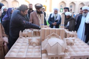 ساخت ماکت مسجد جامع تاریخی زیارت‌جاه توسط یک جوان هراتی