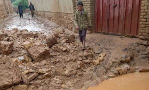 دو تن در بادغیس در اثر فروریختن دیوار و سقف خانه جان باختند