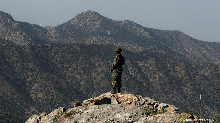 گفتگو با محسن مبارز؛ پاکستان به دنبال نشان دادن چهره ناامن از افغانستان است