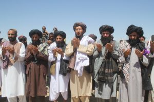 کار اعمار یک شبکه آب‌رسانی برای 400 خانواده در فراه آغاز شد