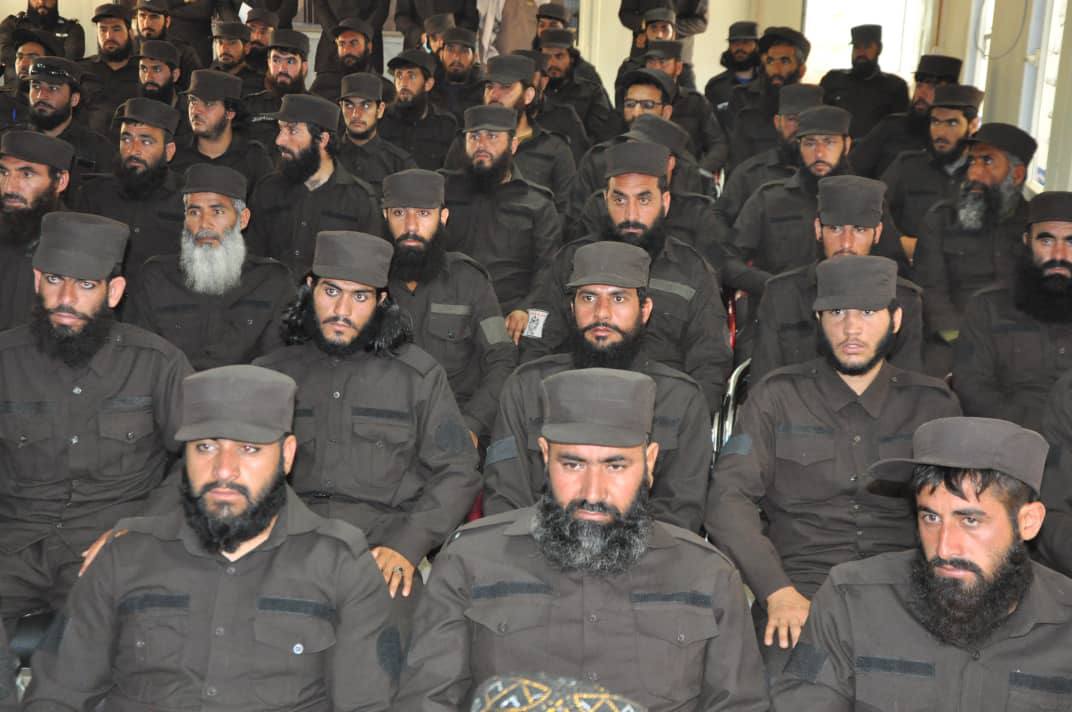 128 پولیس در بخش اداری و کمپیوتر در هرات فارغ شدند