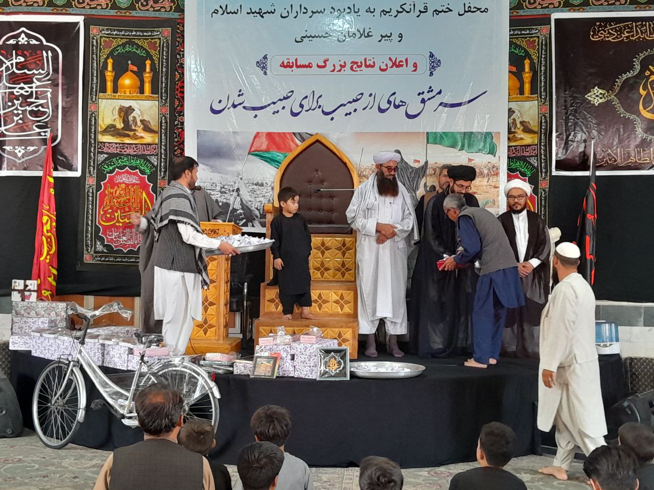 گرامی داشت از شهدای کربلا؛ مسابقه‌ «سرمشق‌هایی از حبیب برای حبیب شدن» در هرات برگزار شد