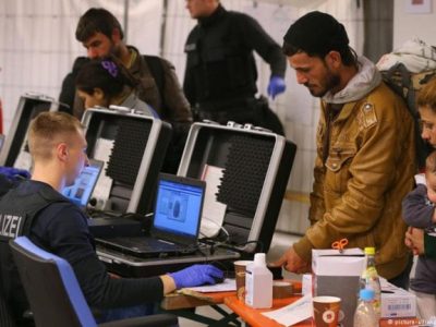 هلند در حال بررسی توافق با ازبکستان برای اخراج پناهجویان افغان رد شده