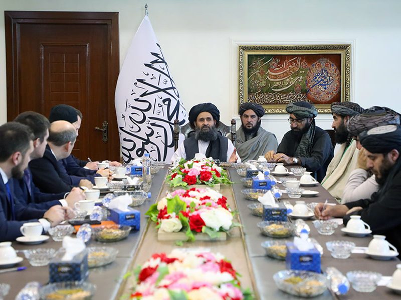 ملا عبدالغنی برادر: افغانستان، مقصدی جذاب برای سرمایهگذاری روسها است