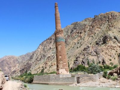 توجه ویژه به حفاظت از منار باستانی جام غور