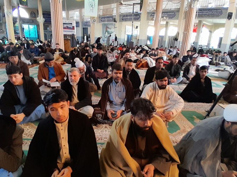 حضور پر رنگ جوانان در مراسم اعتکاف در هرات