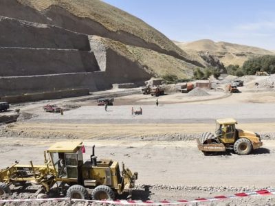 نگرانی‌ها از کاهش آب‌های زیرزمینی در قادس؛ درخواست باشندگان برای تکمیل سد قادرآباد