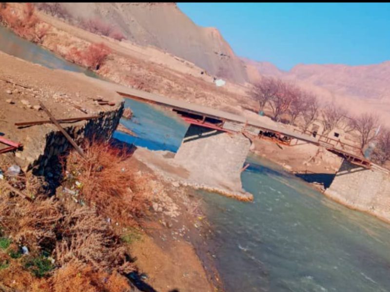 باشنده‌گان جوند پل جدیدی را با هزینه ۱.۵ میلیون افغانی ساختند