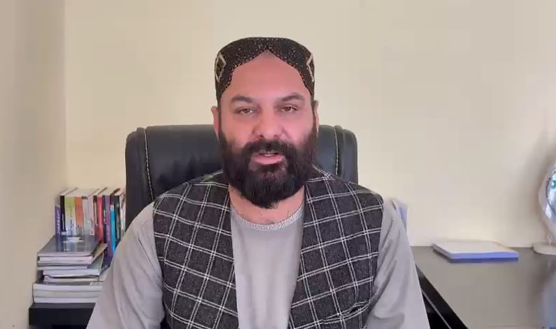 رشد اقتصادی با گشایش مسیرهای مهم تجاری و حمایت از تولیدات داخلی میسر میشود