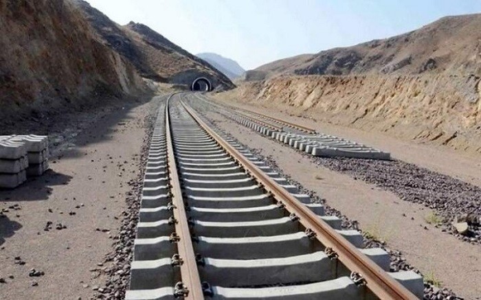حرکت تازه در توسعه زیرساخت‌های ترانزیتی؛ سروی خط آهن ۱۲۰ کیلومتری فراه تکمیل شد