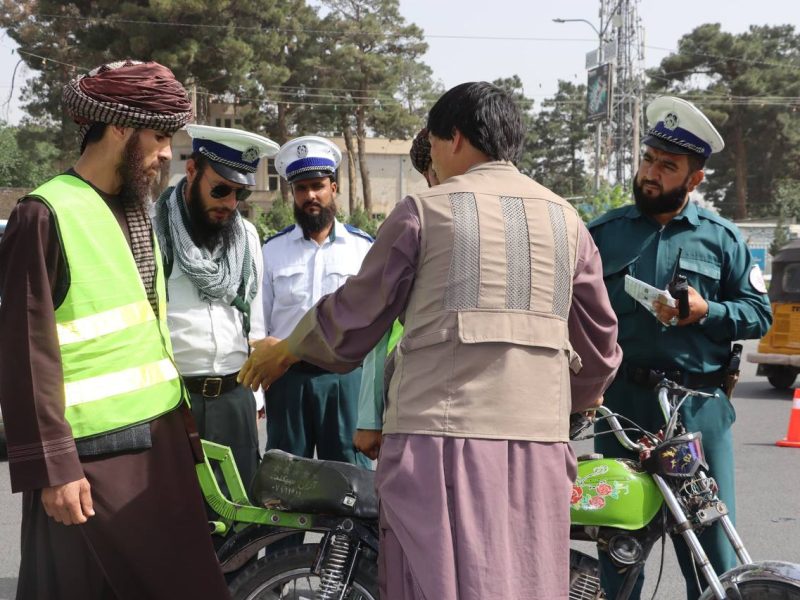 برخورد قانونی با موتورسواران “تکچرخی” در هرات؛ توقیف وسایط و بازداشت متخلفان
