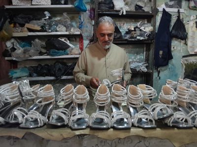 رئیس اتحادیه تولیدکنندگان کفش هرات: حمایت از تولیدات داخلی، نیاز امروز بازار است