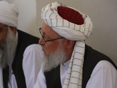 بازدید عاجل مولوی عبدالسلام حنفی از مرز اسلام‌قلعه؛ رسیدگی به بحران بازگشت مهاجران افغان