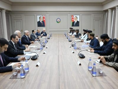 دیدار ملا عبدالغنی برادر با نخست‌وزیر آذربایجان: دعوت به همکاری و سرمایه‌گذاری در افغانستان