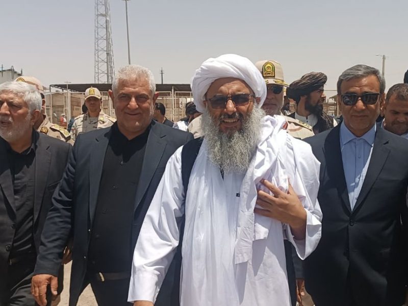سفر والی هرات به ایران به دستور خاص رهبر امارت اسلامی: موضوع مهاجرین در راس گفتگوها