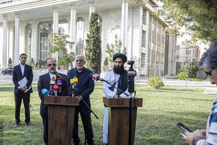 ایران مهلت خروج مهاجران افغان را تا دوماه دیگر تمدید کرد