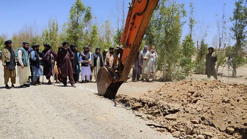 آغاز وصل شدن خانه‌ها به انترنت پرسرعت؛ فاز نخست پروژه فایبر نوری در فراه با هزینه ۸۳ میلیون افغانی شروع شد